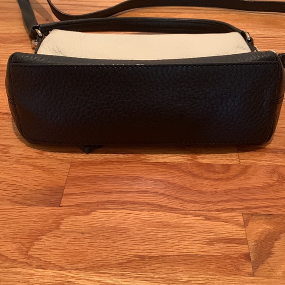 Kate Spade Purse - Picture 6 of 6